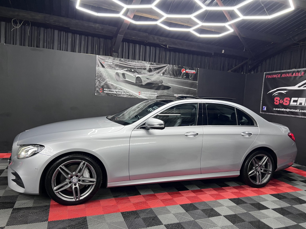 MERCEDES-BENZ E CLASS