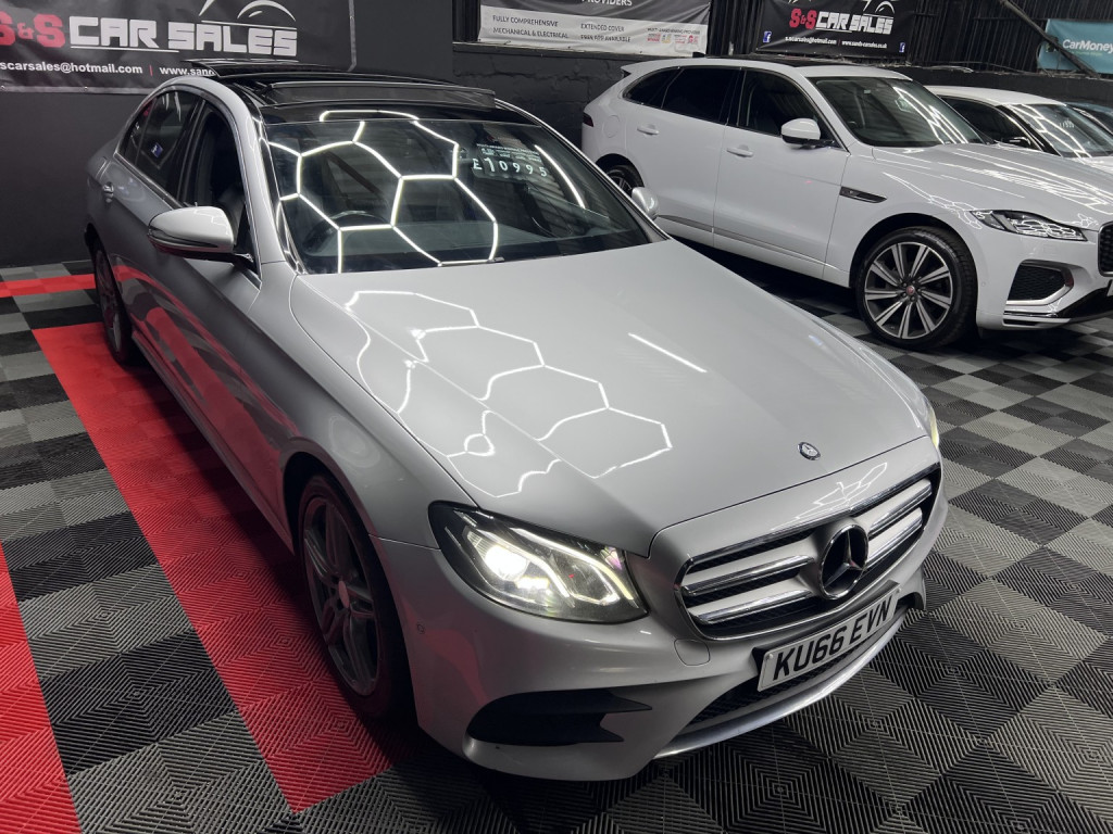 MERCEDES-BENZ E CLASS