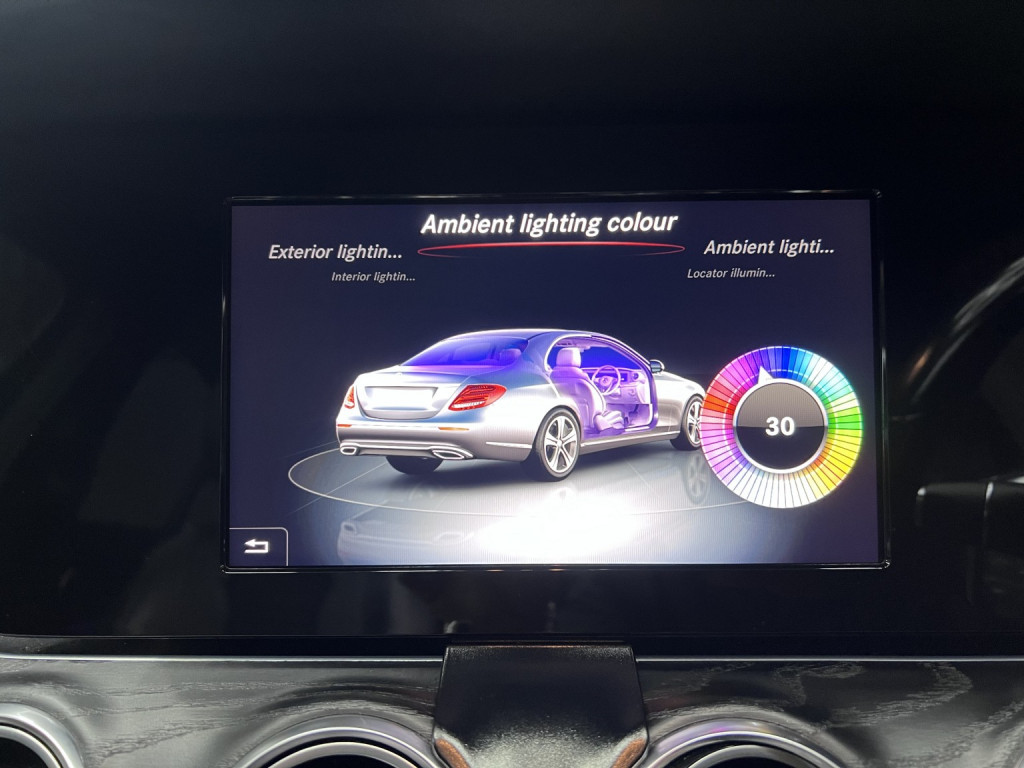 MERCEDES-BENZ E CLASS