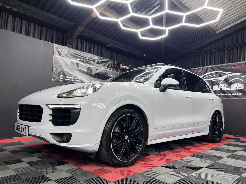 PORSCHE CAYENNE