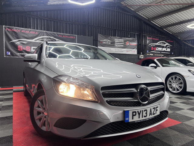 MERCEDES-BENZ A CLASS 1.6 A180 BlueEfficiency SE