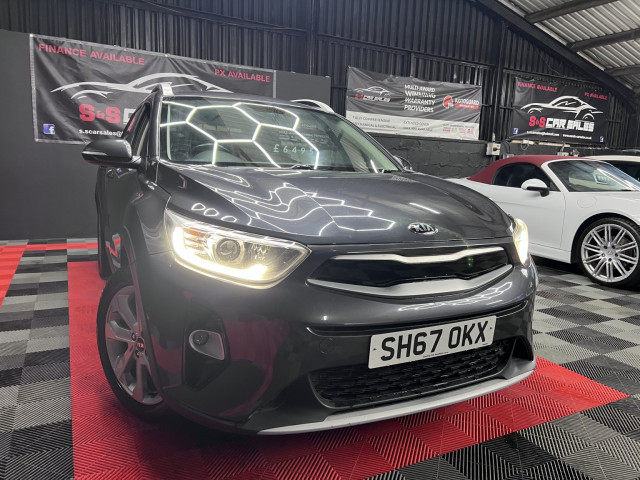 KIA STONIC 1.6 CRDi 2