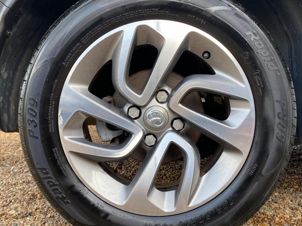 VAUXHALL CROSSLAND X