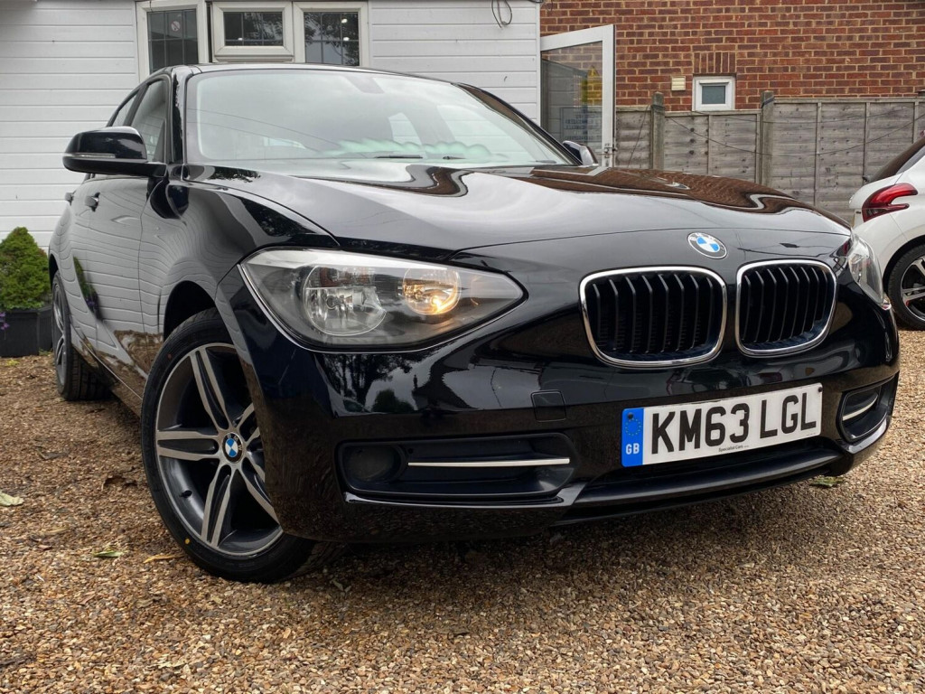 BMW 1 SERIES