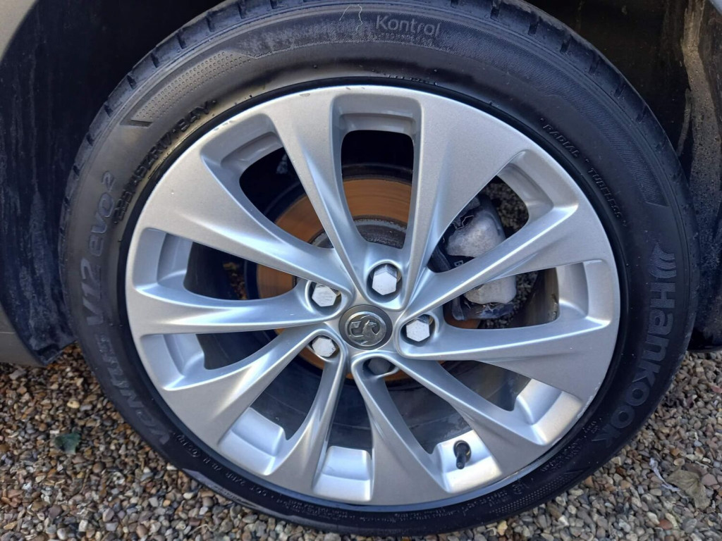 VAUXHALL ASTRA