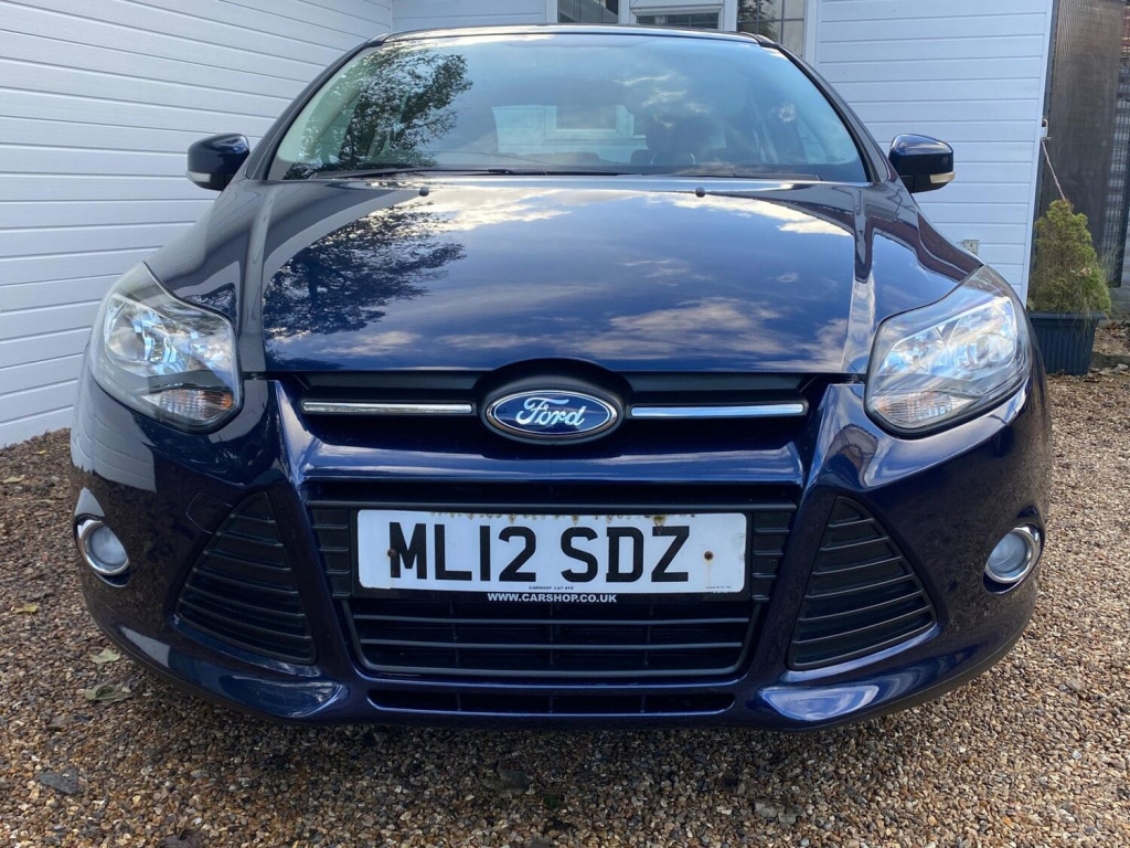 View FORD FOCUS 1.6 Zetec Euro 5 5dr
