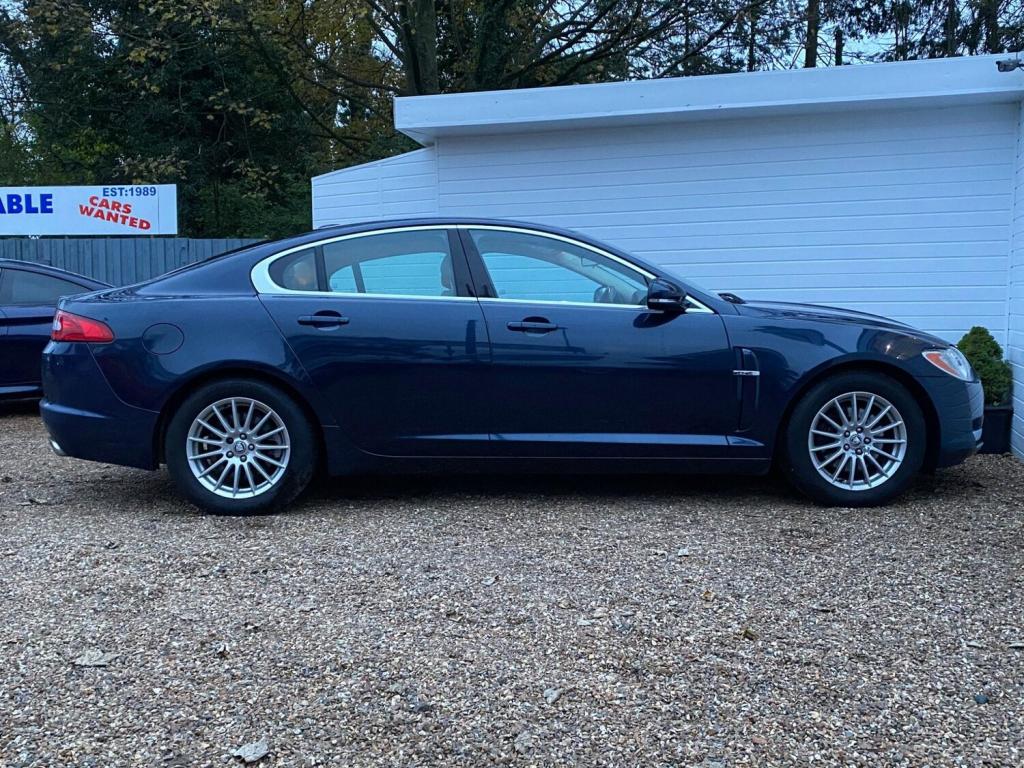 JAGUAR XF