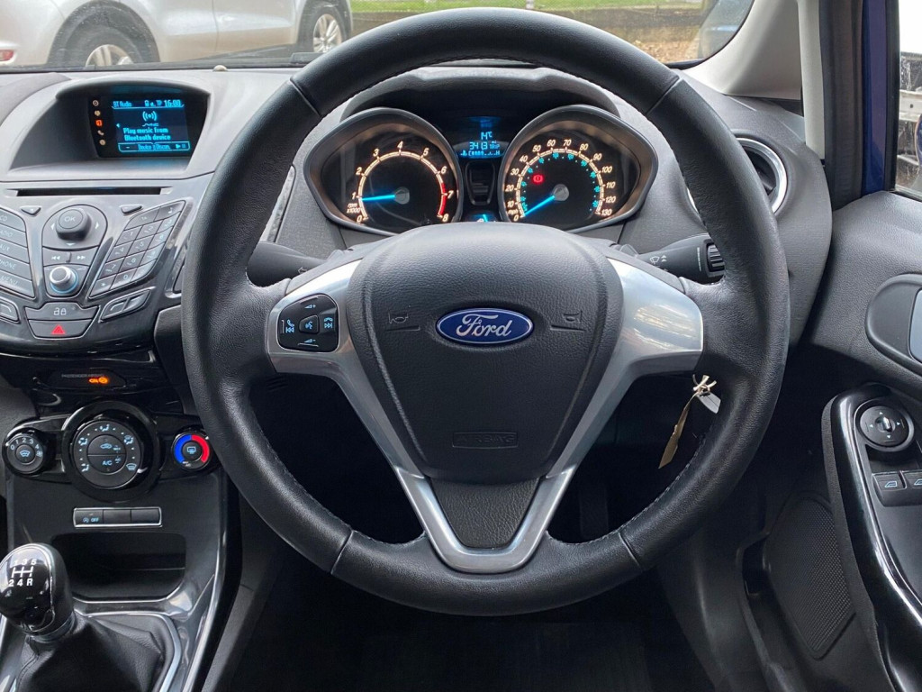 FORD FIESTA