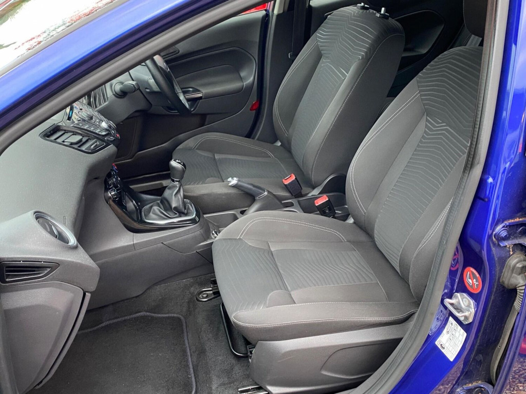 FORD FIESTA