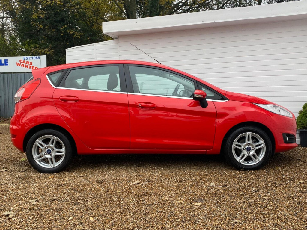 View FORD FIESTA 1.0T EcoBoost Zetec Euro 5 (s/s) 5dr