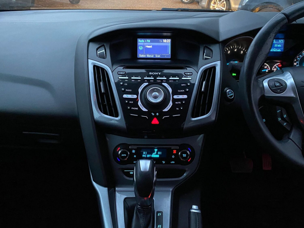 FORD FOCUS