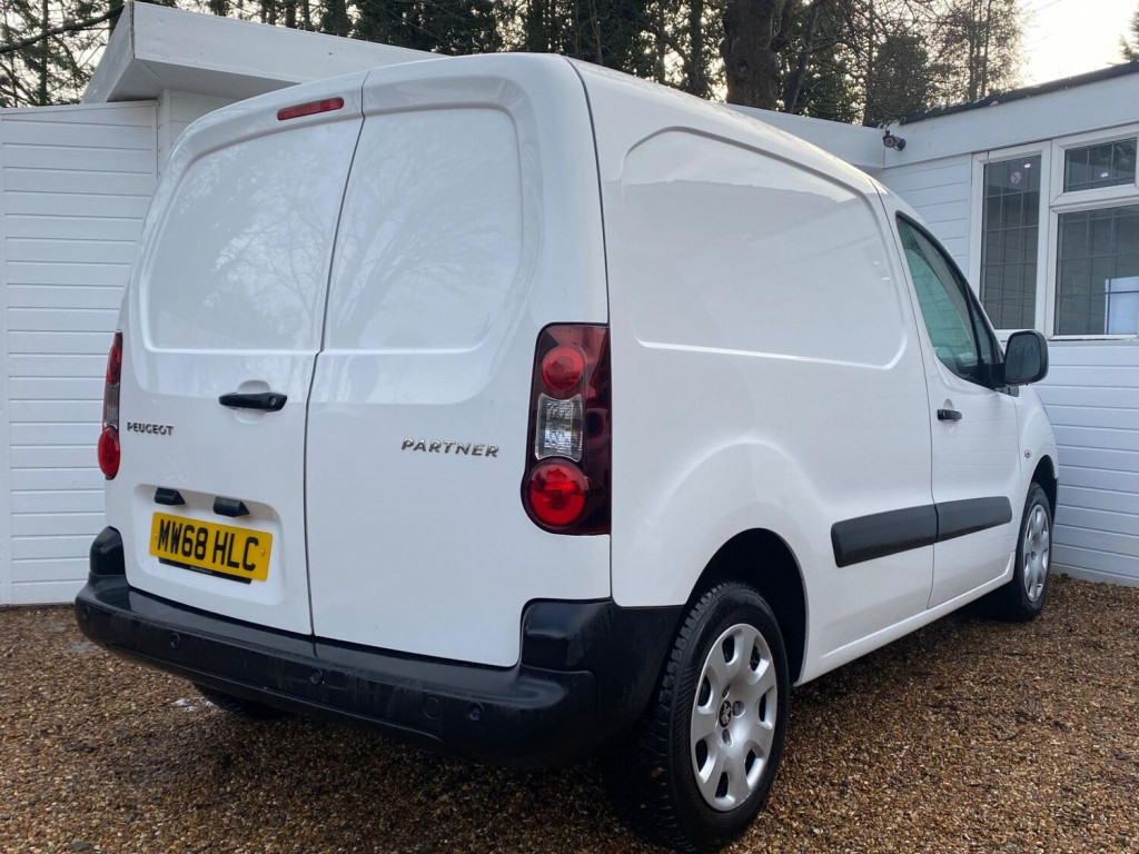 PEUGEOT PARTNER