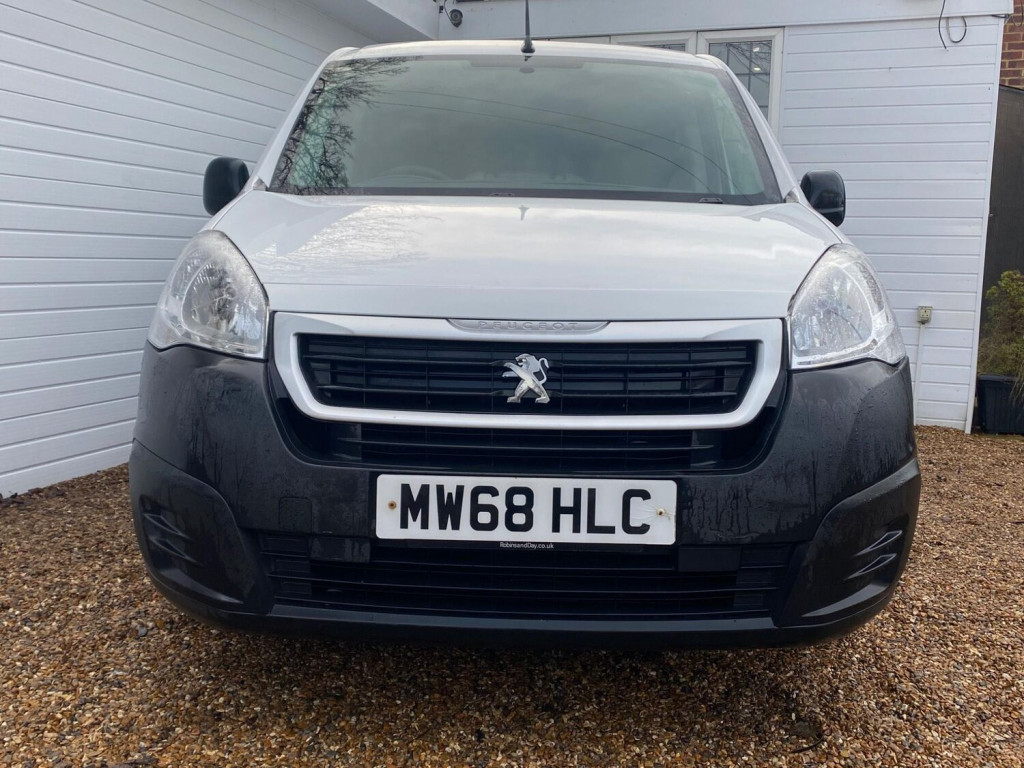 PEUGEOT PARTNER