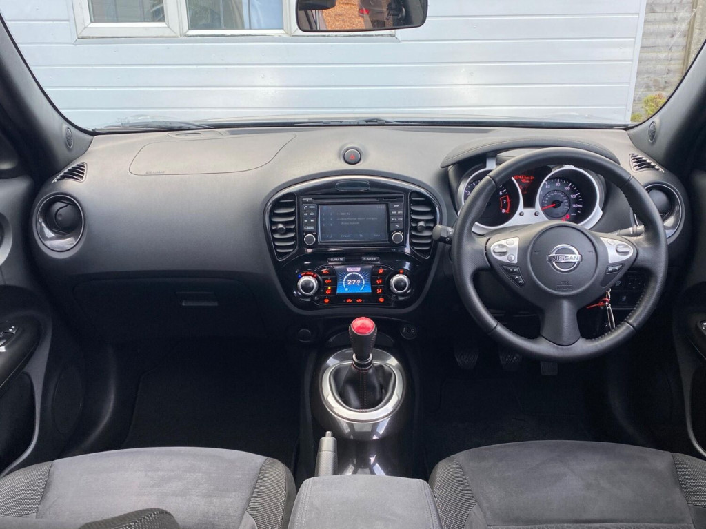 NISSAN JUKE