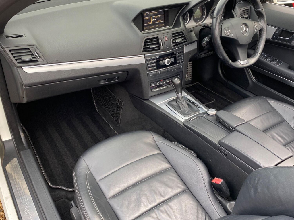 MERCEDES-BENZ E CLASS