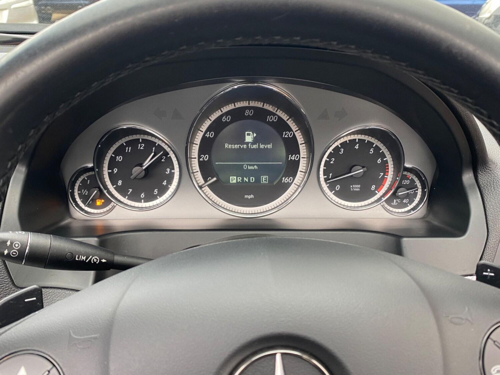 MERCEDES-BENZ E CLASS