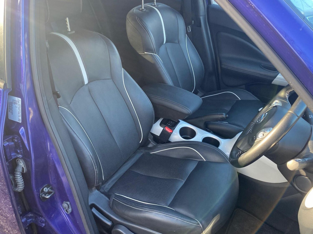 NISSAN JUKE