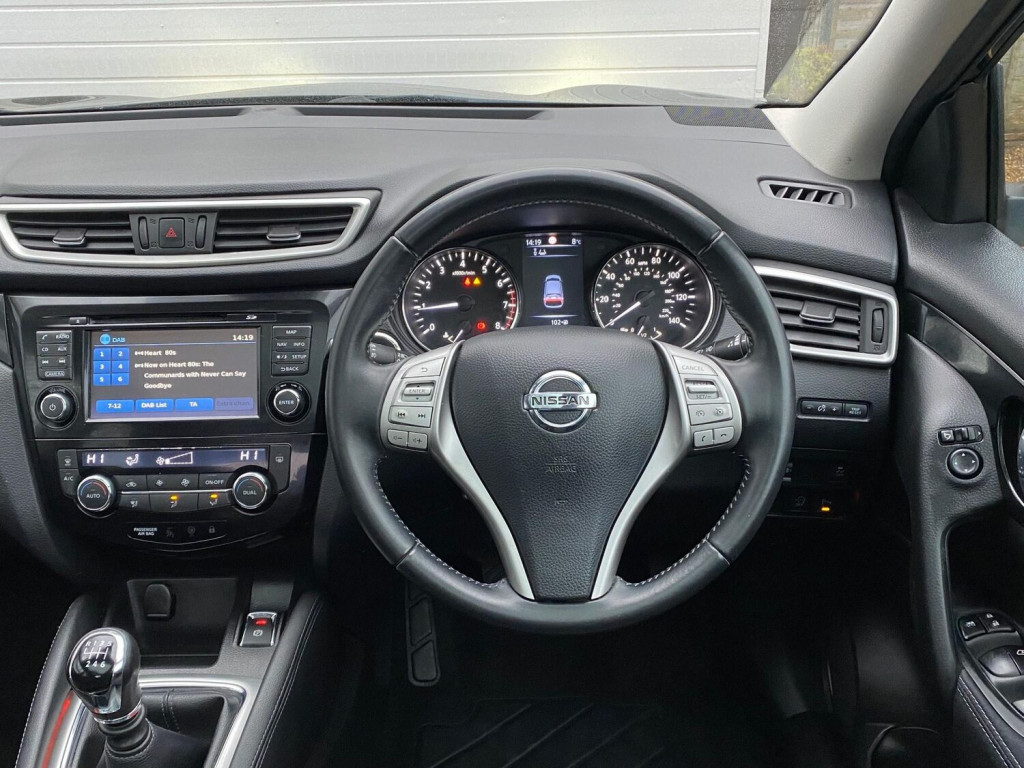 NISSAN QASHQAI
