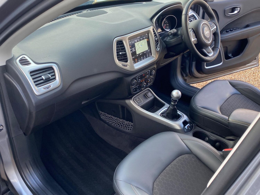 JEEP COMPASS