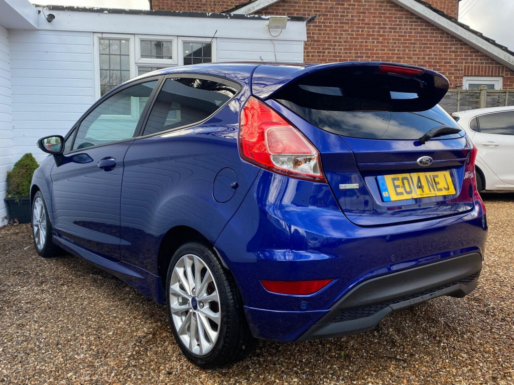 FORD FIESTA