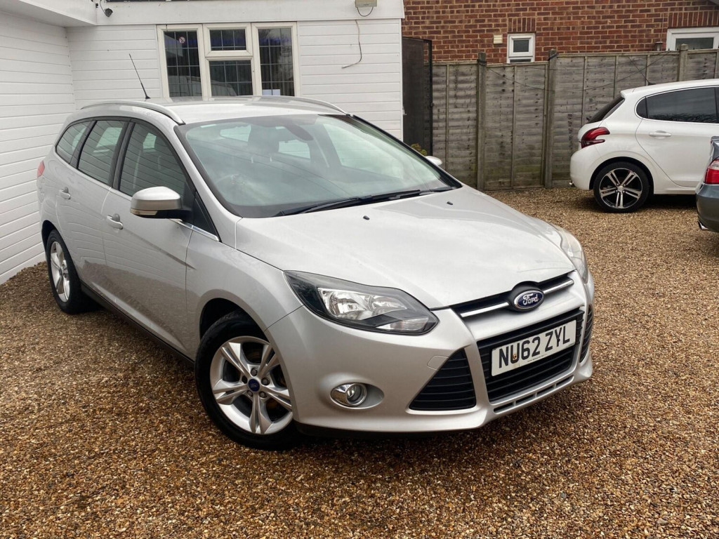 View FORD FOCUS 1.0T EcoBoost Zetec Euro 5 (s/s) 5dr