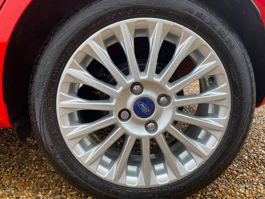 FORD FIESTA