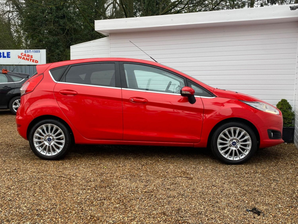 FORD FIESTA