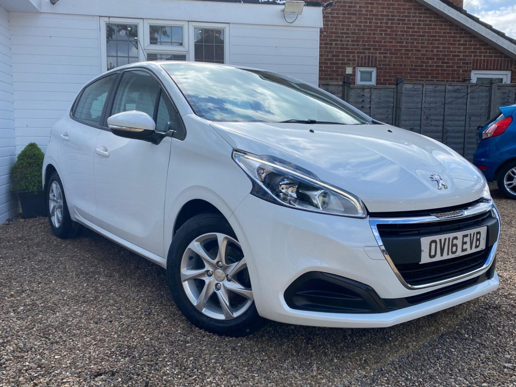 View PEUGEOT 208 1.2 PureTech Active Euro 6 5dr