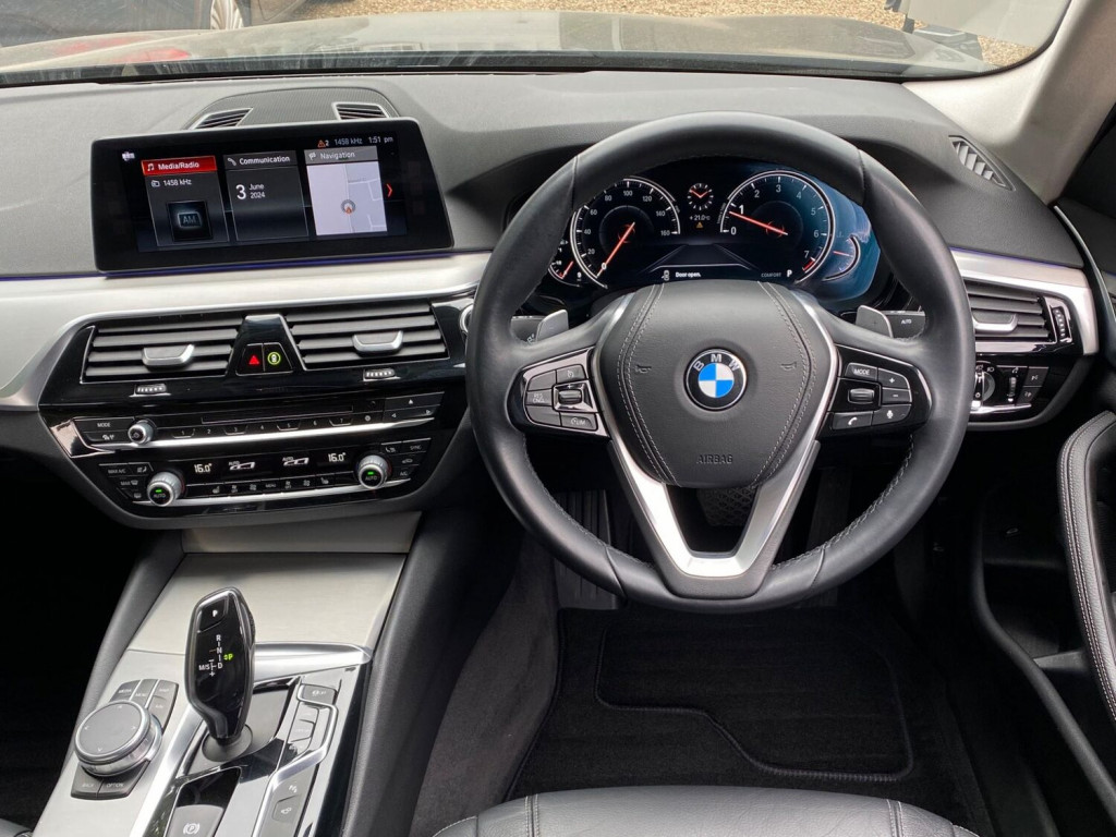 BMW 5 SERIES