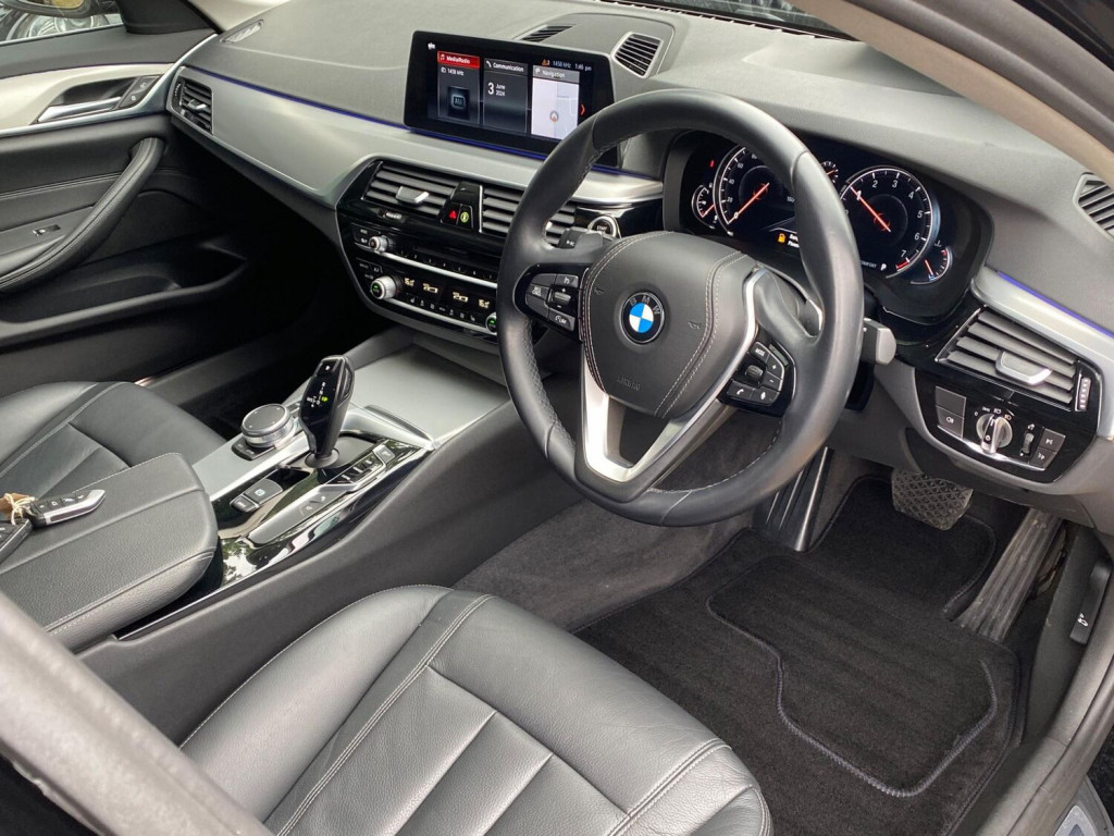 View BMW 5 SERIES 2.0 520i SE Auto Euro 6 (s/s) 4dr