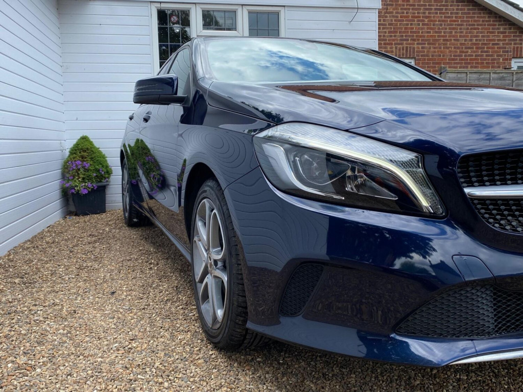 MERCEDES-BENZ A CLASS