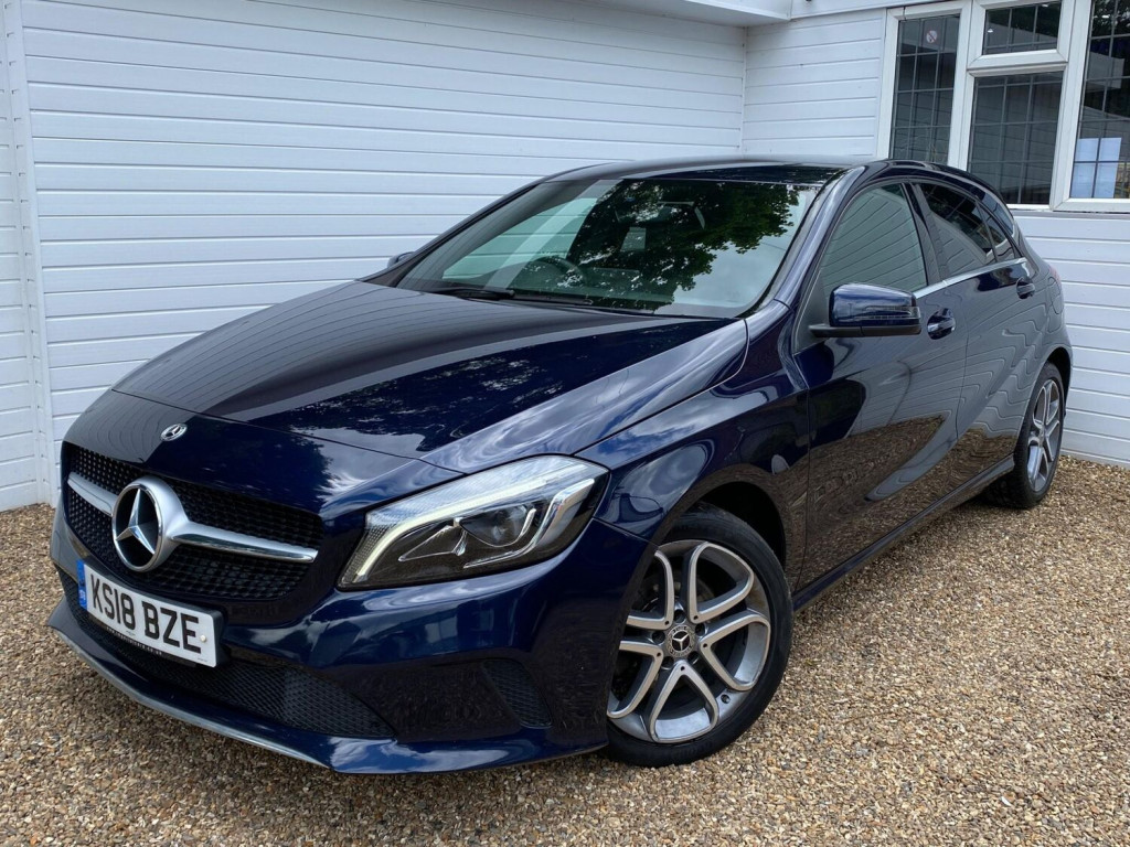 View MERCEDES-BENZ A CLASS 1.6 A180 Sport Edition 7G-DCT Euro 6 (s/s) 5dr