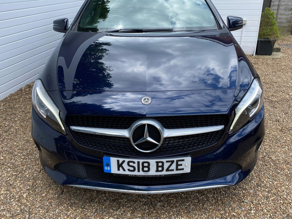 View MERCEDES-BENZ A CLASS 1.6 A180 Sport Edition 7G-DCT Euro 6 (s/s) 5dr