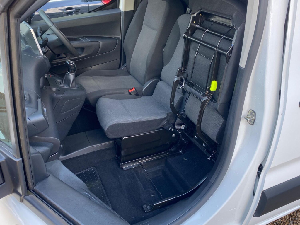 VAUXHALL COMBO