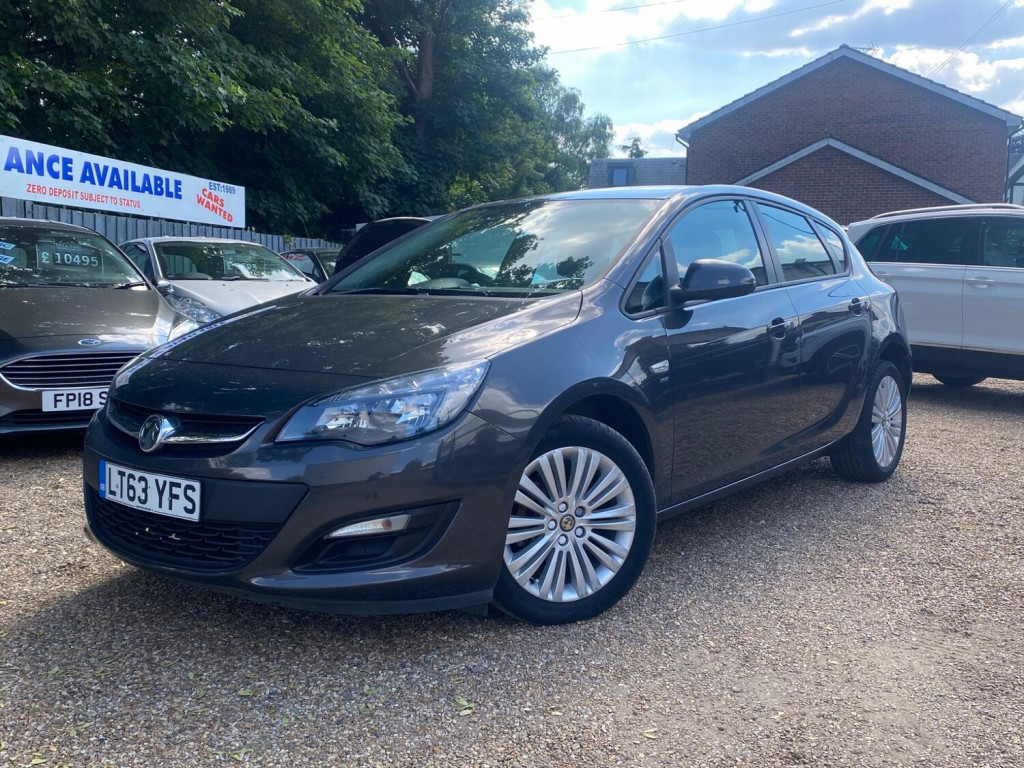View VAUXHALL ASTRA 1.4 16v Energy Euro 5 5dr