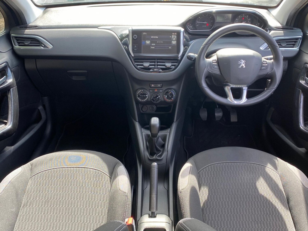 View PEUGEOT 208 1.2 PureTech Active Euro 6 3dr