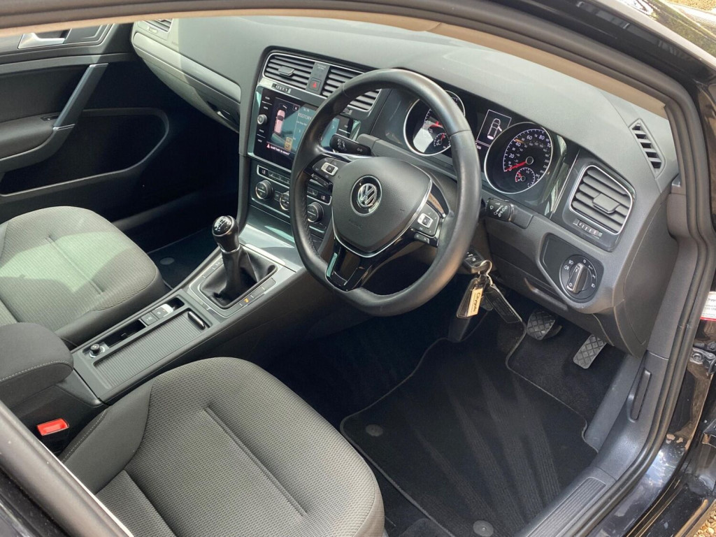 View VOLKSWAGEN GOLF 1.5 TSI EVO Match Edition Euro 6 (s/s) 5dr