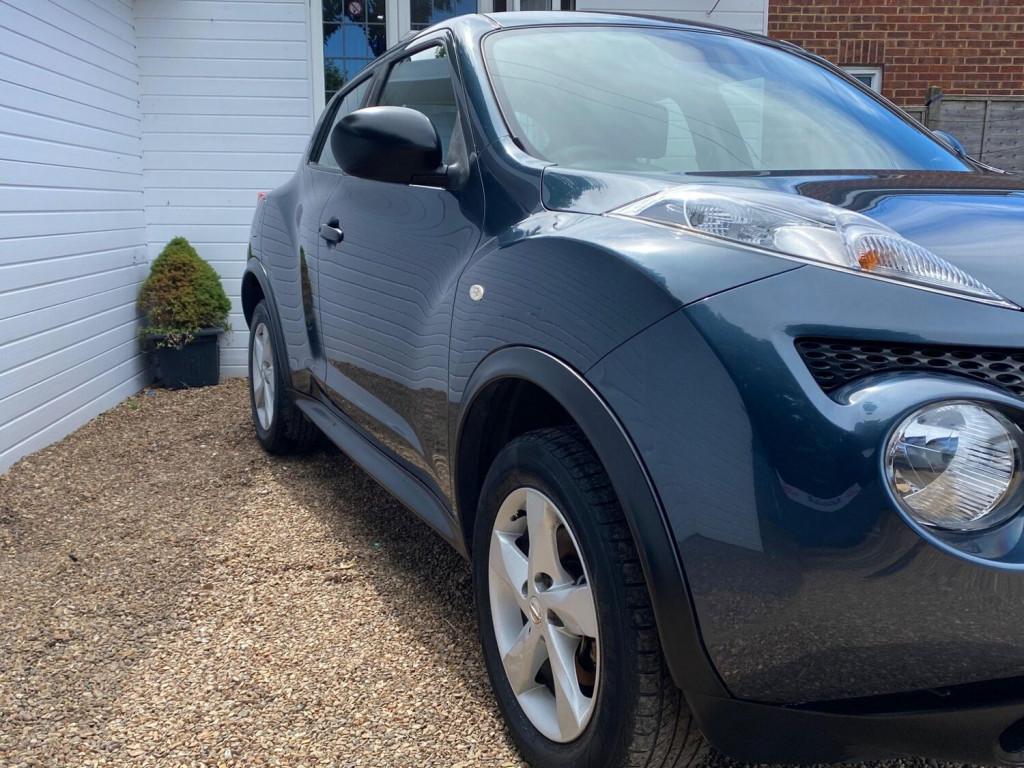 NISSAN JUKE