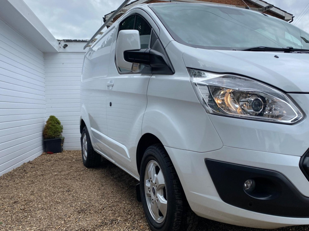 FORD TRANSIT CUSTOM
