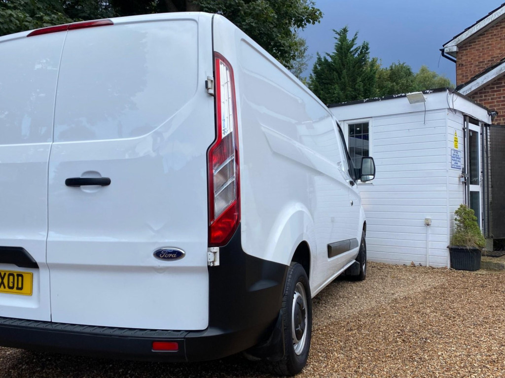 FORD TRANSIT CUSTOM