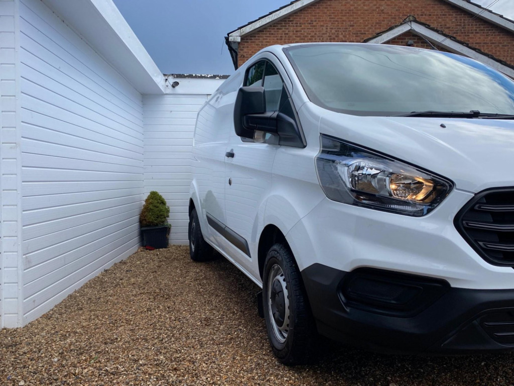 FORD TRANSIT CUSTOM