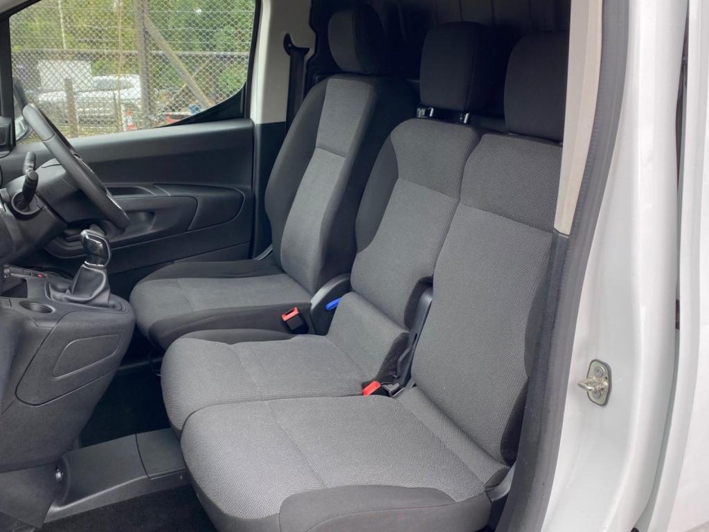 VAUXHALL COMBO