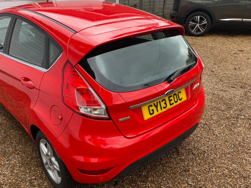 FORD FIESTA