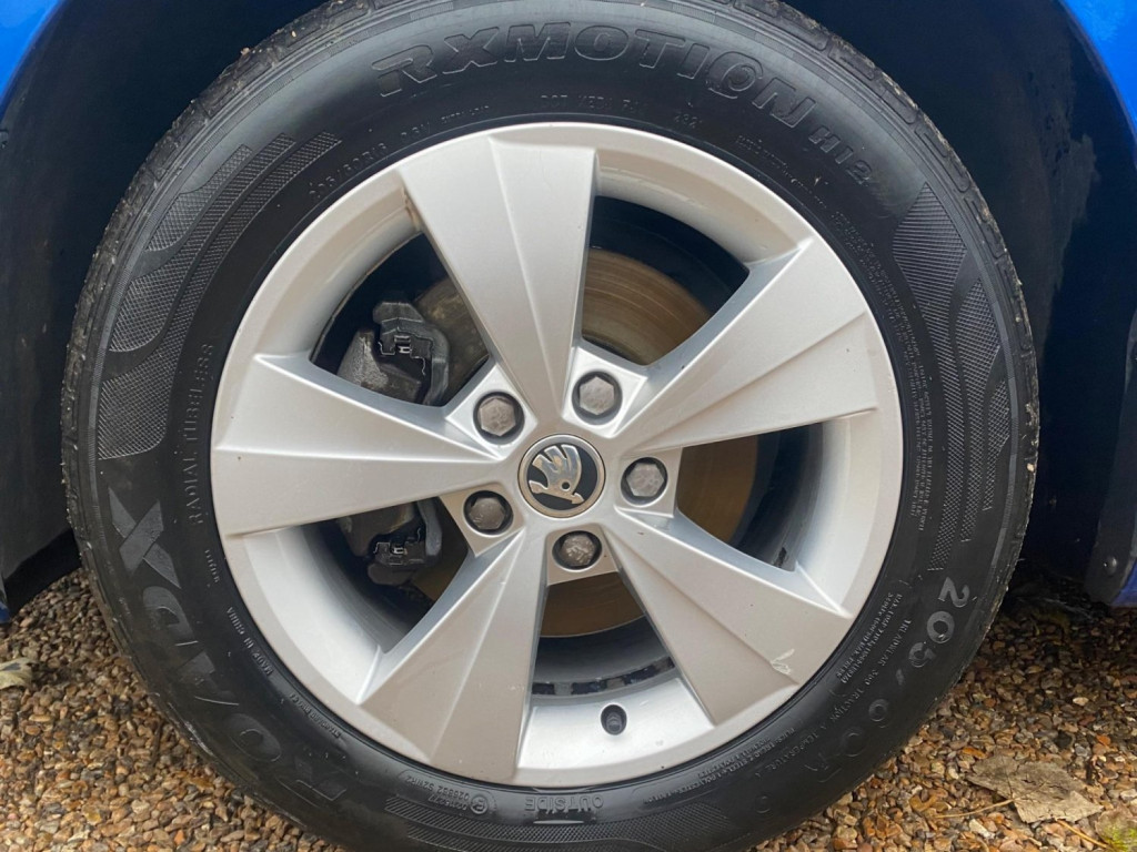 SKODA OCTAVIA