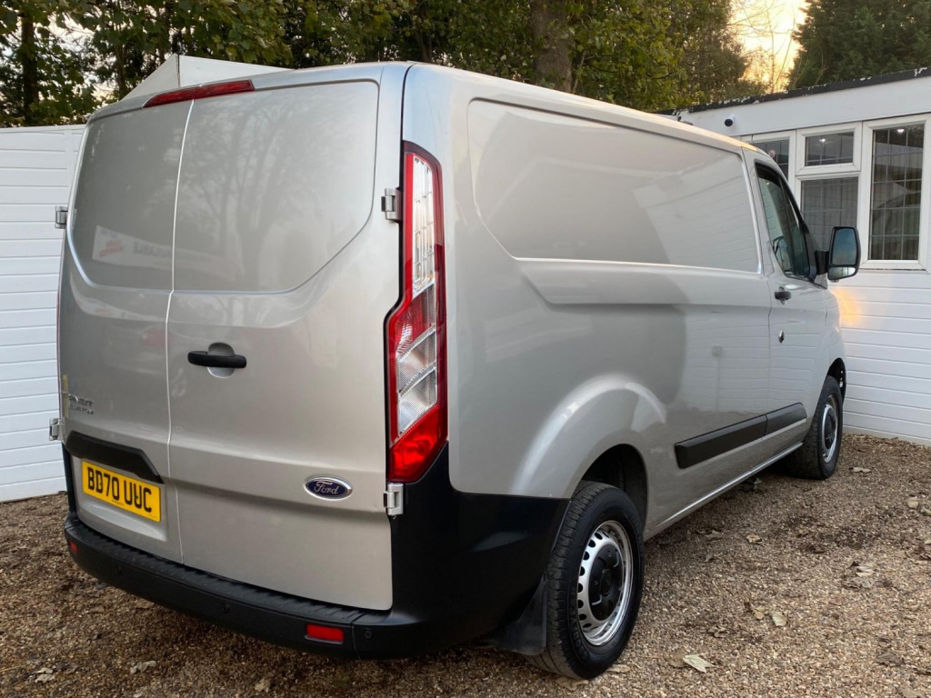 FORD TRANSIT CUSTOM