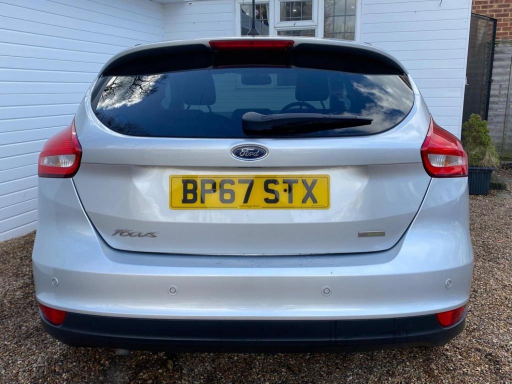 FORD FOCUS