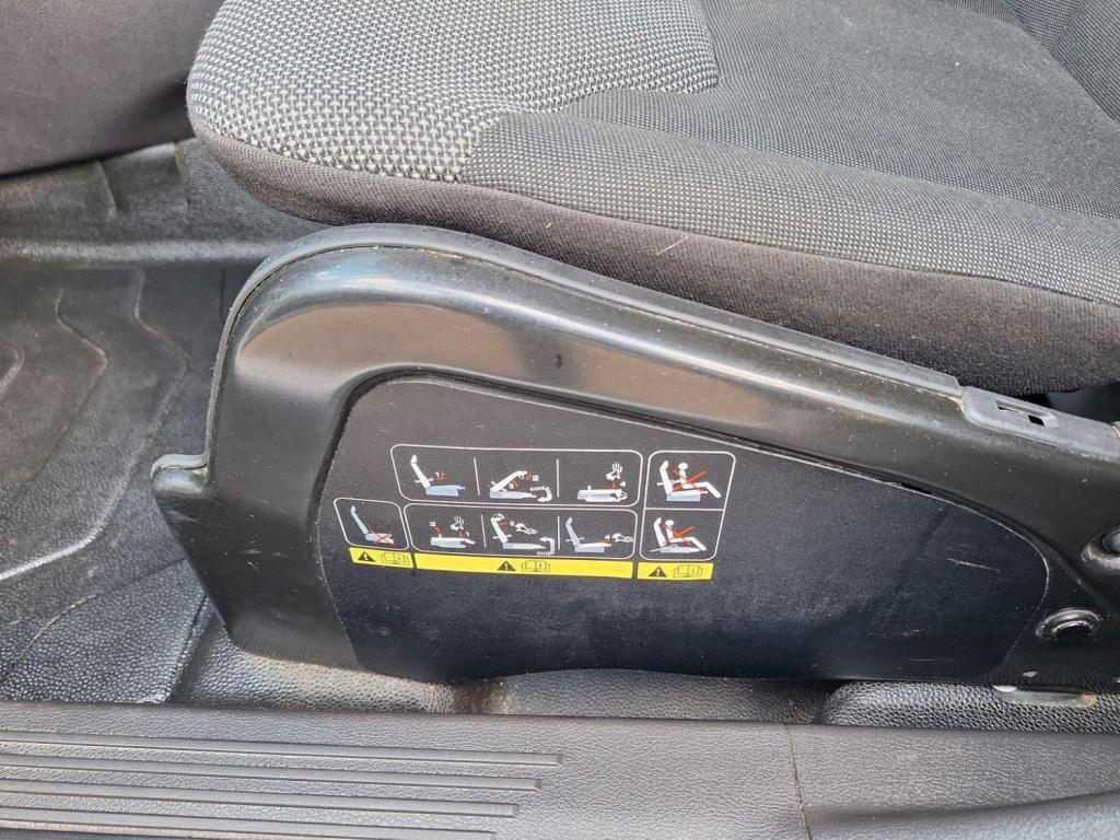FORD TRANSIT COURIER