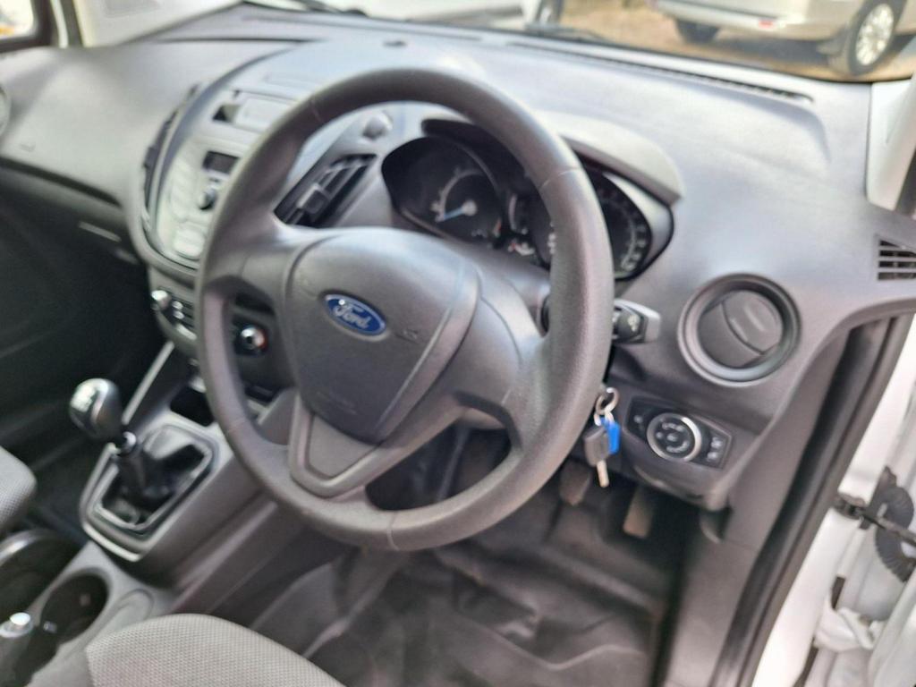 View FORD TRANSIT COURIER 1.5 TDCi L1 Euro 6 5dr