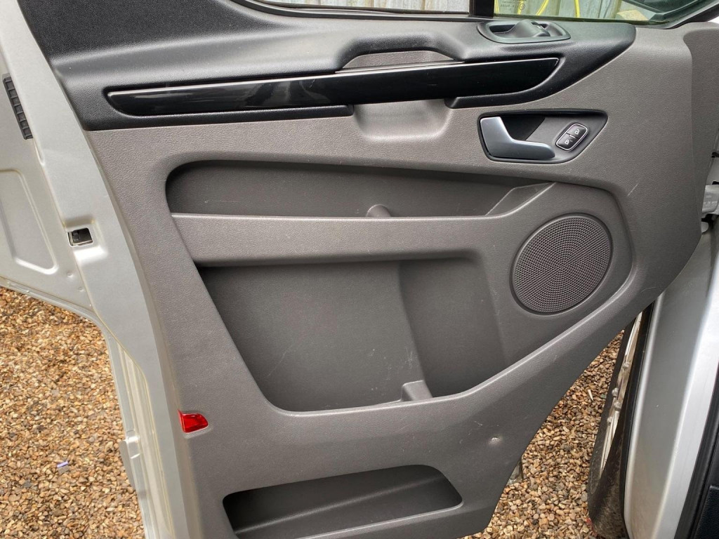 FORD TRANSIT CUSTOM