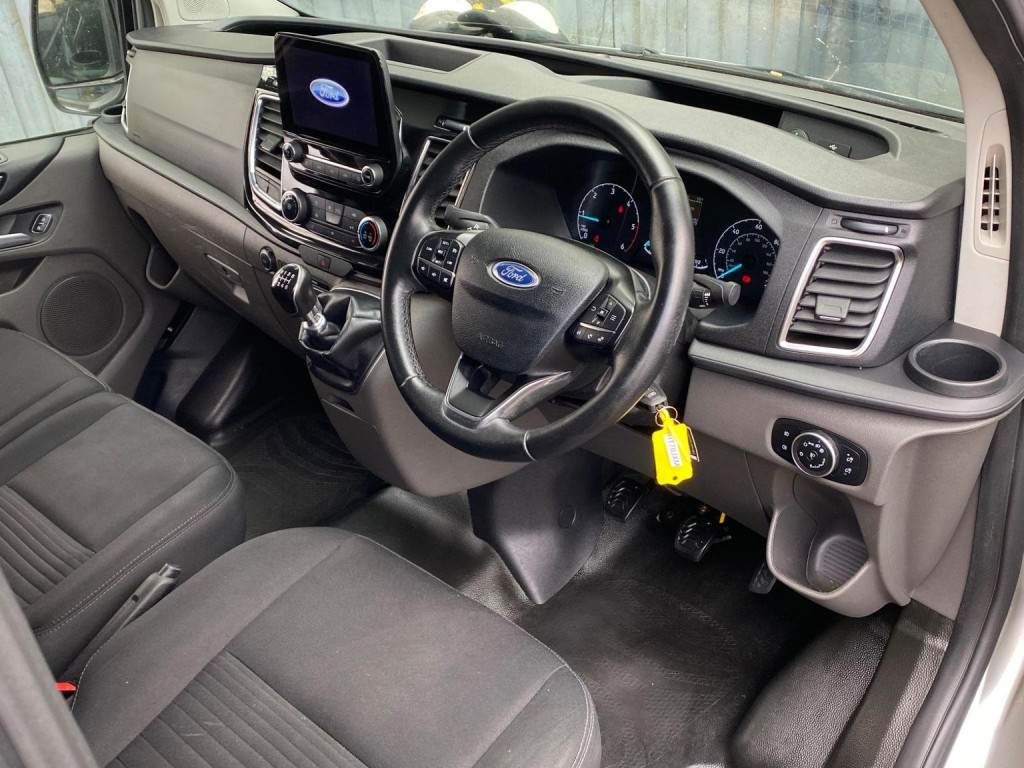 View FORD TRANSIT CUSTOM 2.0 300 EcoBlue Limited L2 H1 Euro 6 (s/s) 5dr
